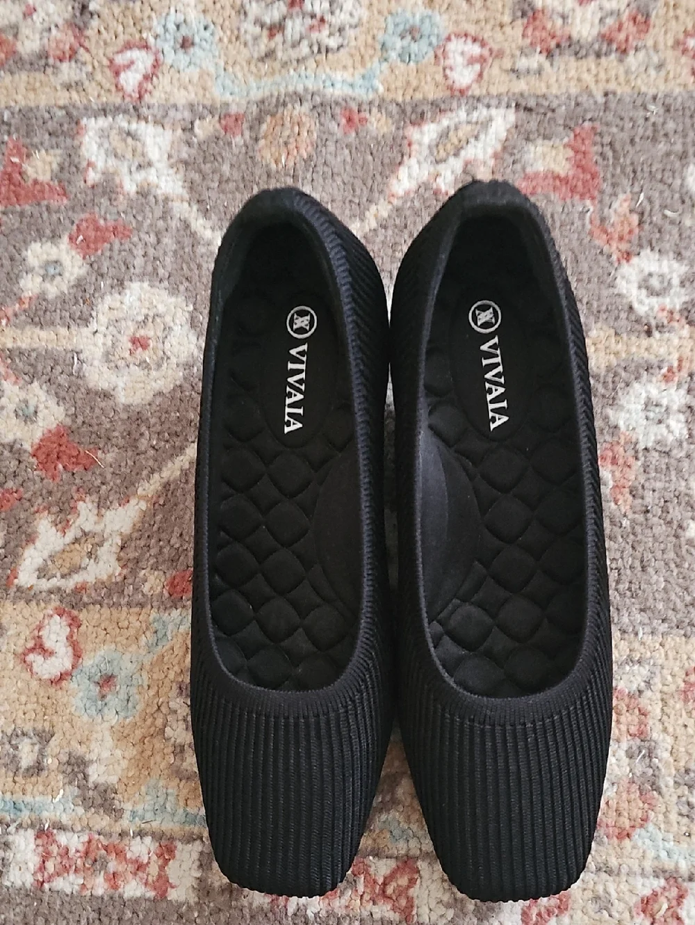 VIVAIA 'Margot Wedge' Black Knit Wedge Heels Size 5.5/35 Excellent Pre-owned